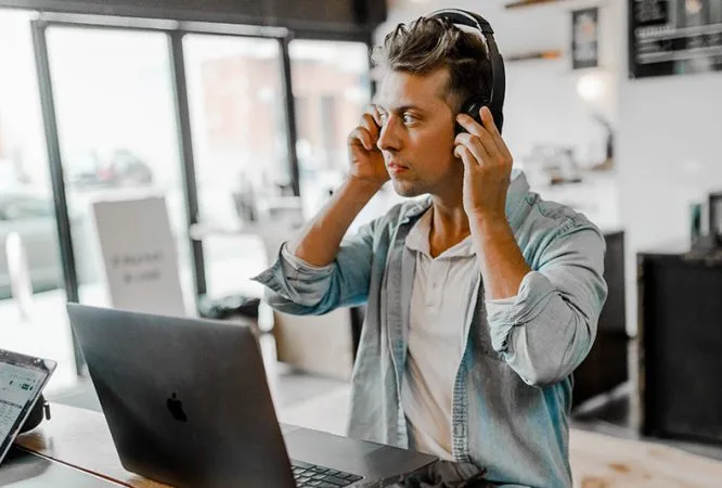 austin-distel-97HfVpyNR1M-unsplash